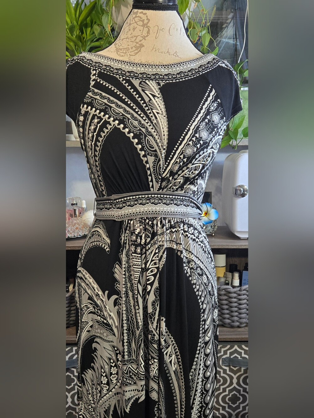 New York & Company Black and Grey Paisley Midi Dress - Picture 6 of 6